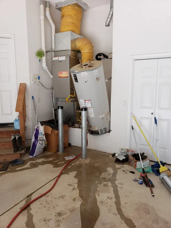 Water heater failure flooding in a Marietta, GA home